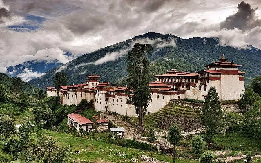 Dzongs et monastères