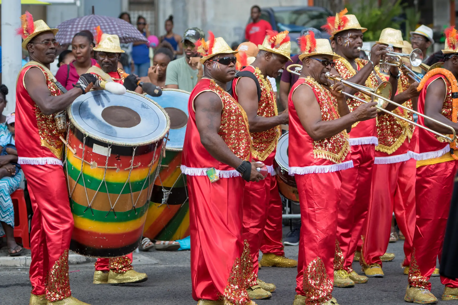 groupe parade carnaval en Guadeloupe