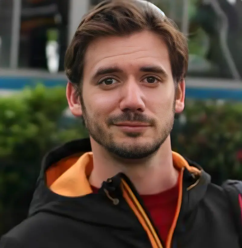 Alex, Thaïlande