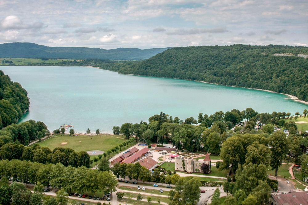 Giura