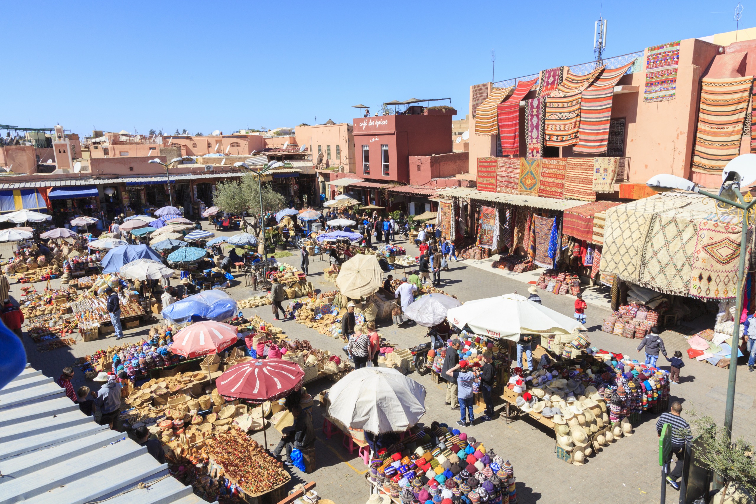 Découvrir les souks de Marrakesh : notre guide complet