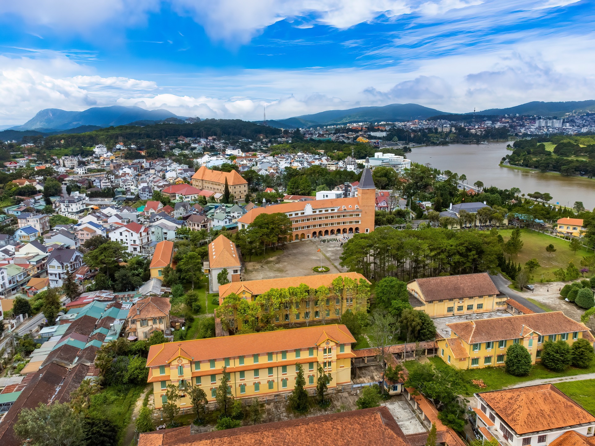 L’Université de Dalat