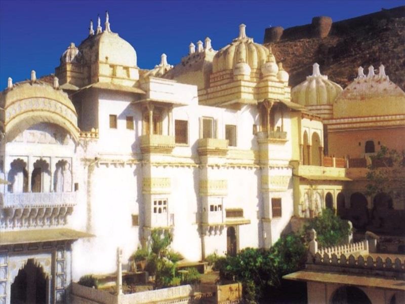 Bassi Fort