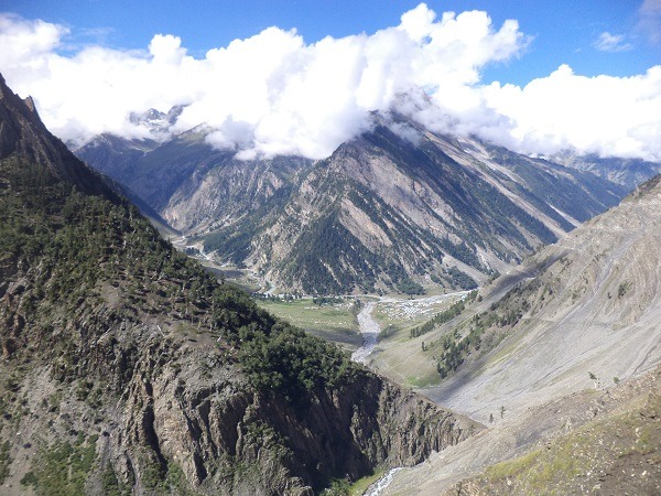 Themisgam (3200 m):