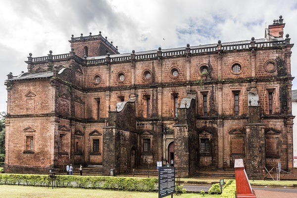Basilique du Bon Jésus de Goa