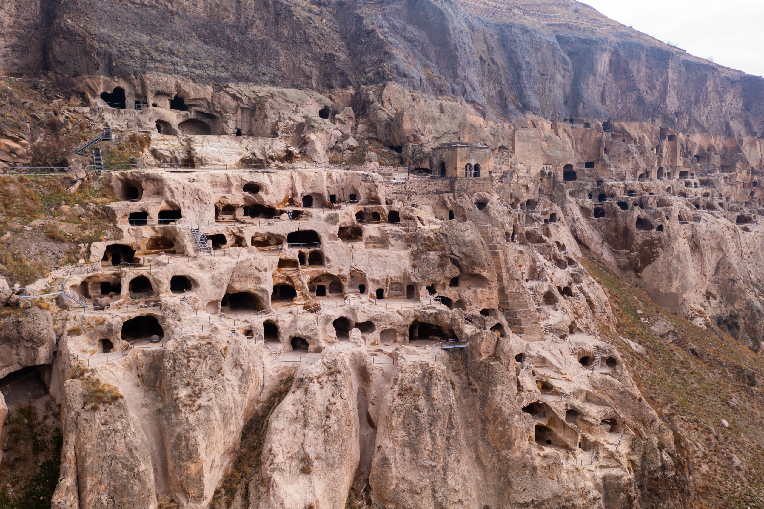 Reise durch die Felsstädte Georgiens