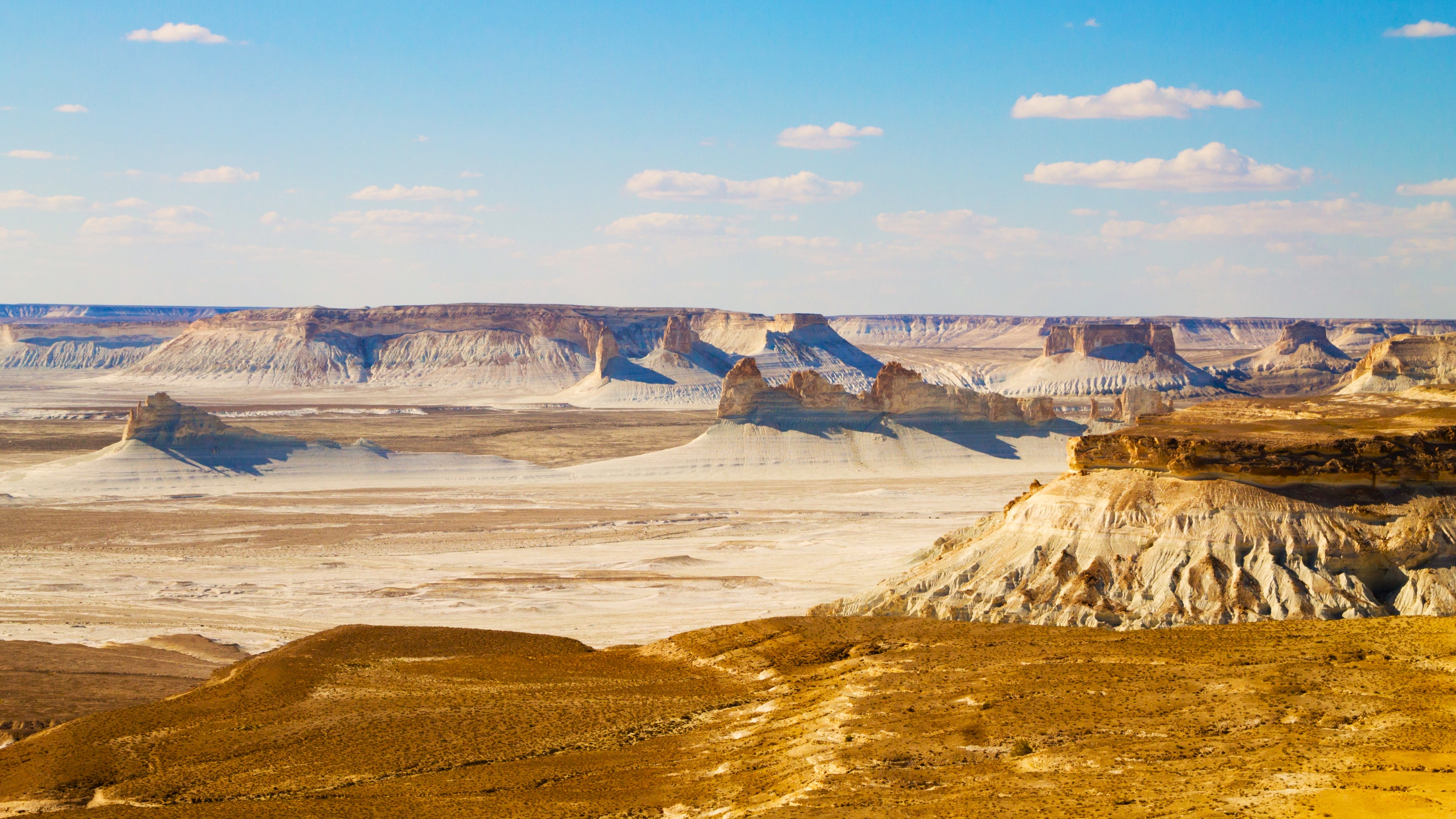 Paysage de la région Mangystau et Caspienne en Kazakhstan