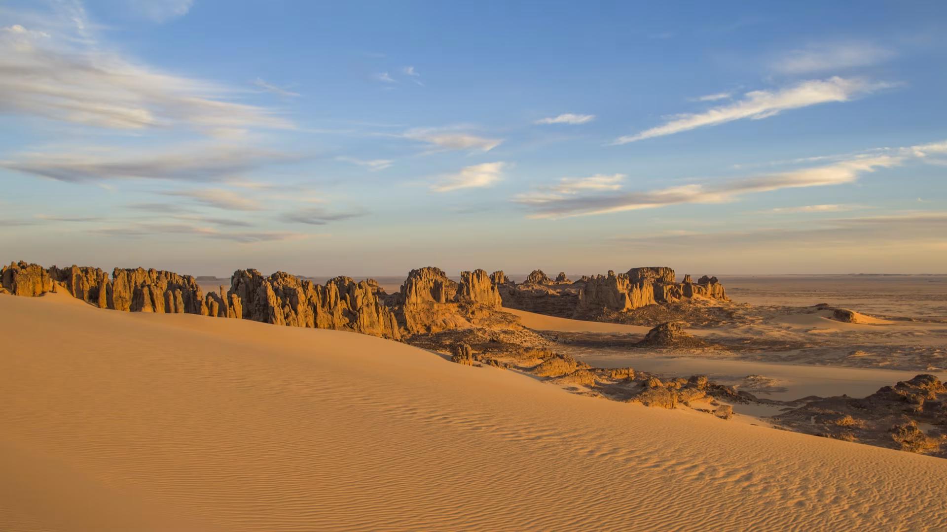 Camel trek between Hoggar, Amadror and Tefedest