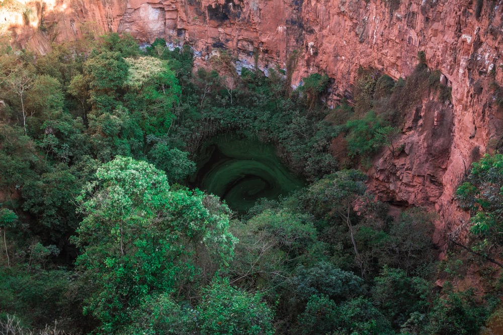 Buraco das Araras