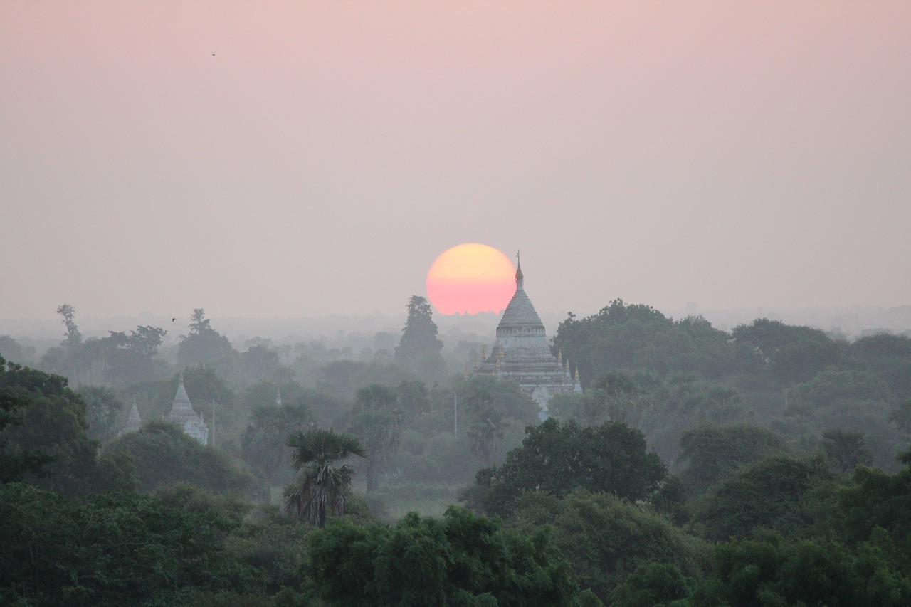 Natur und Kultur, von Mandalay bis Yangon