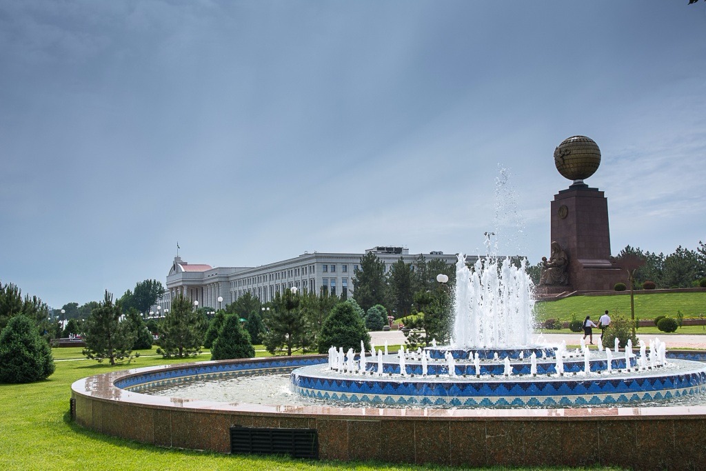 Place de l'Indépendance (Mustaqillik Maydoni)