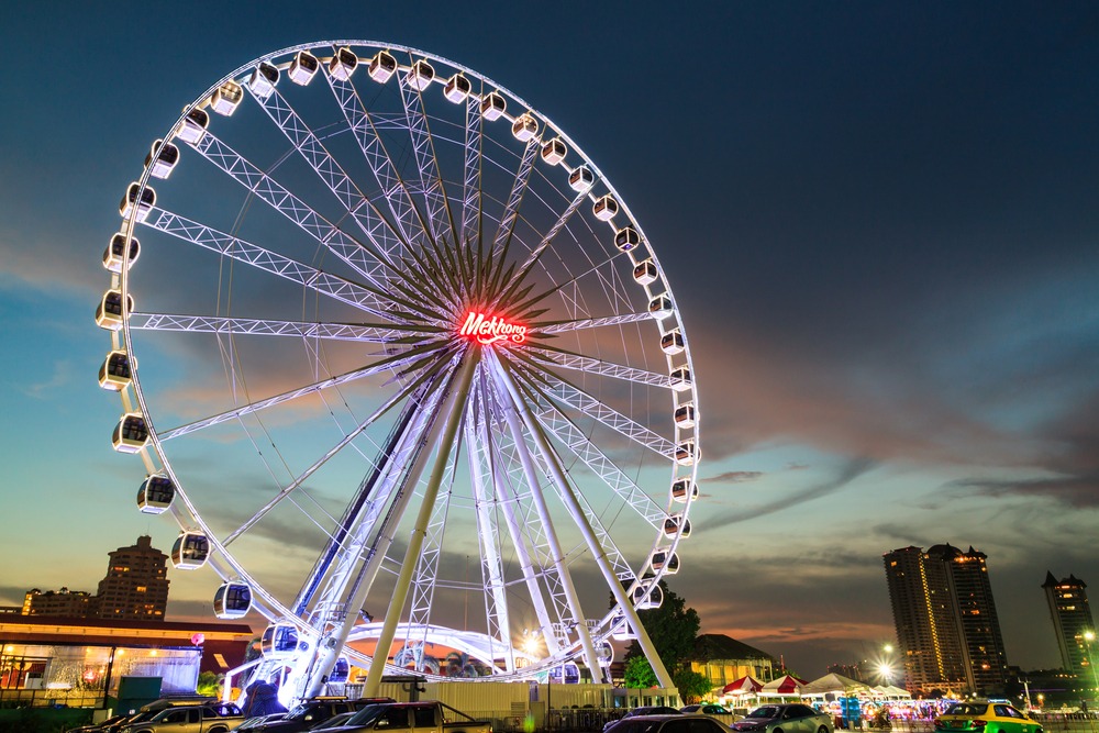 Asiatique : The Riverfront