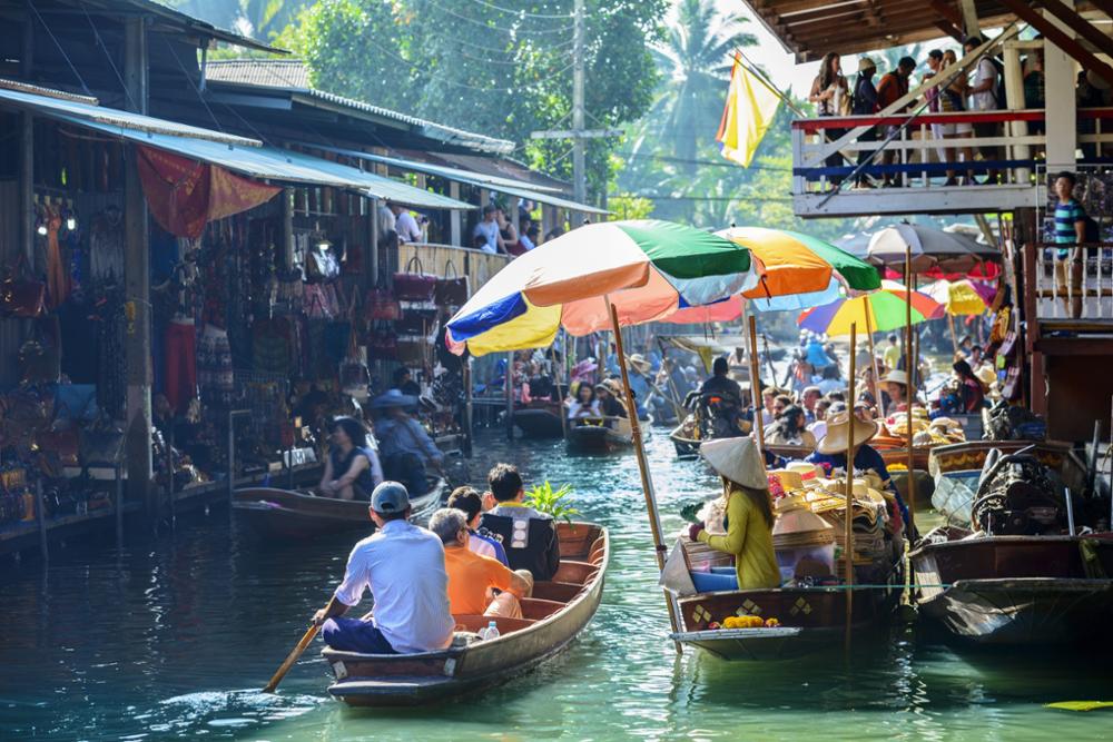 Les marchés flottants à découvrir près de Bangkok
