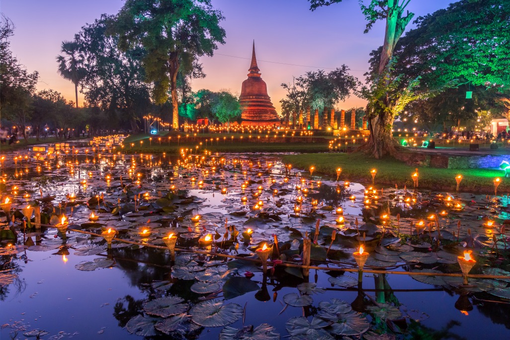 Loy Krathong, le festival des lumières