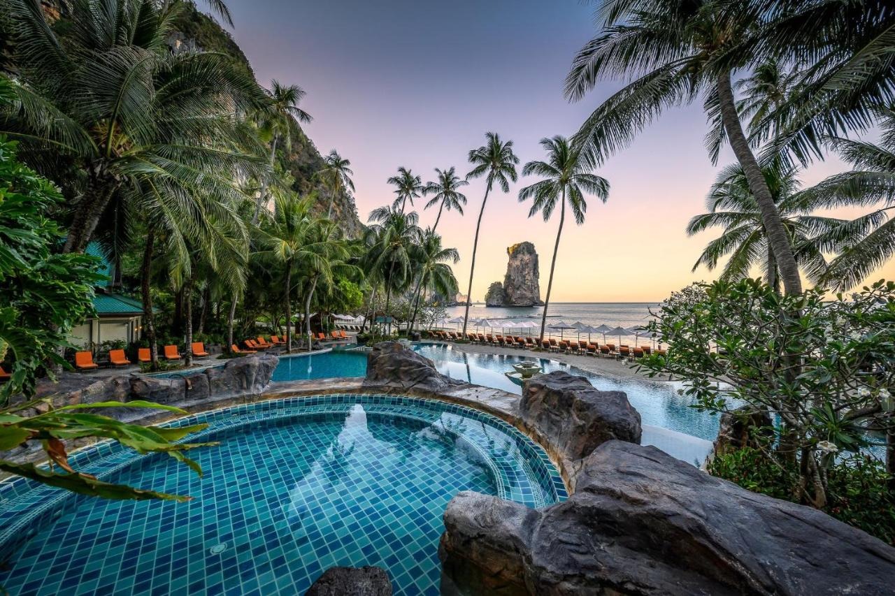 Centara Grand Beach Resort