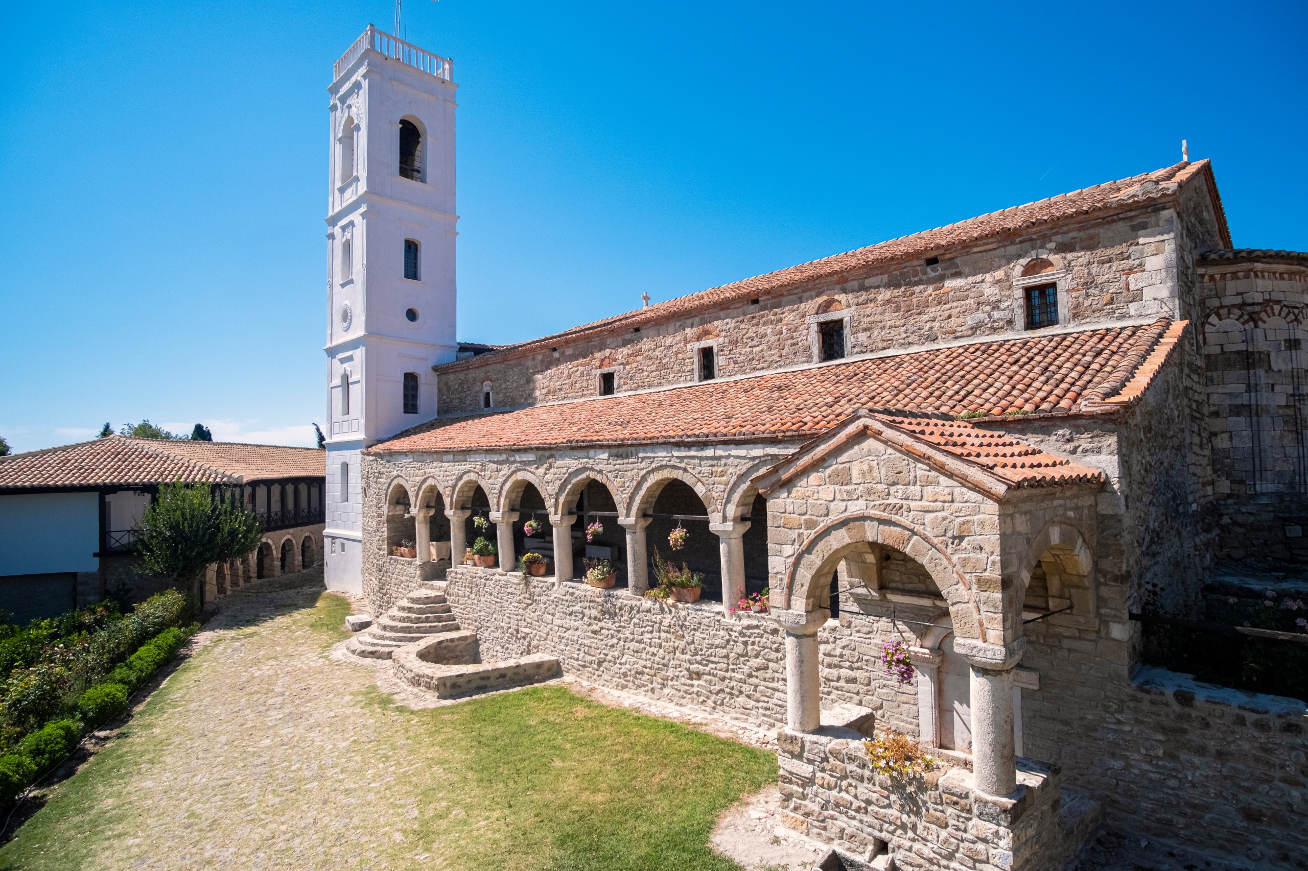 Monastère Ardenica