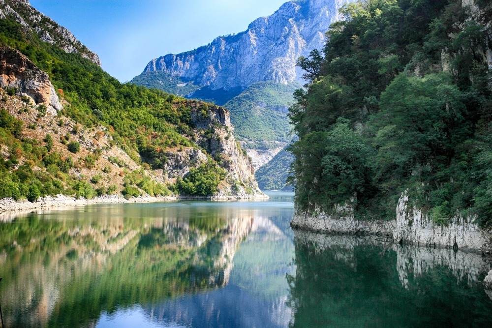 Lac Koman