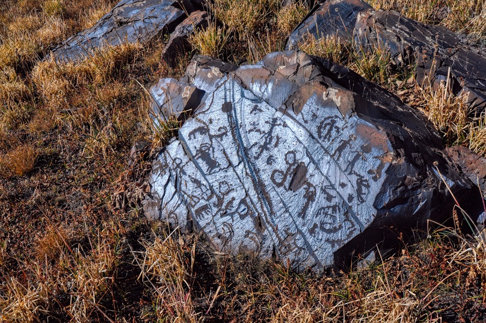 Les pétroglyphes de Cholpon Ata