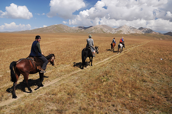 Randonnée à cheval au Kirghizistan