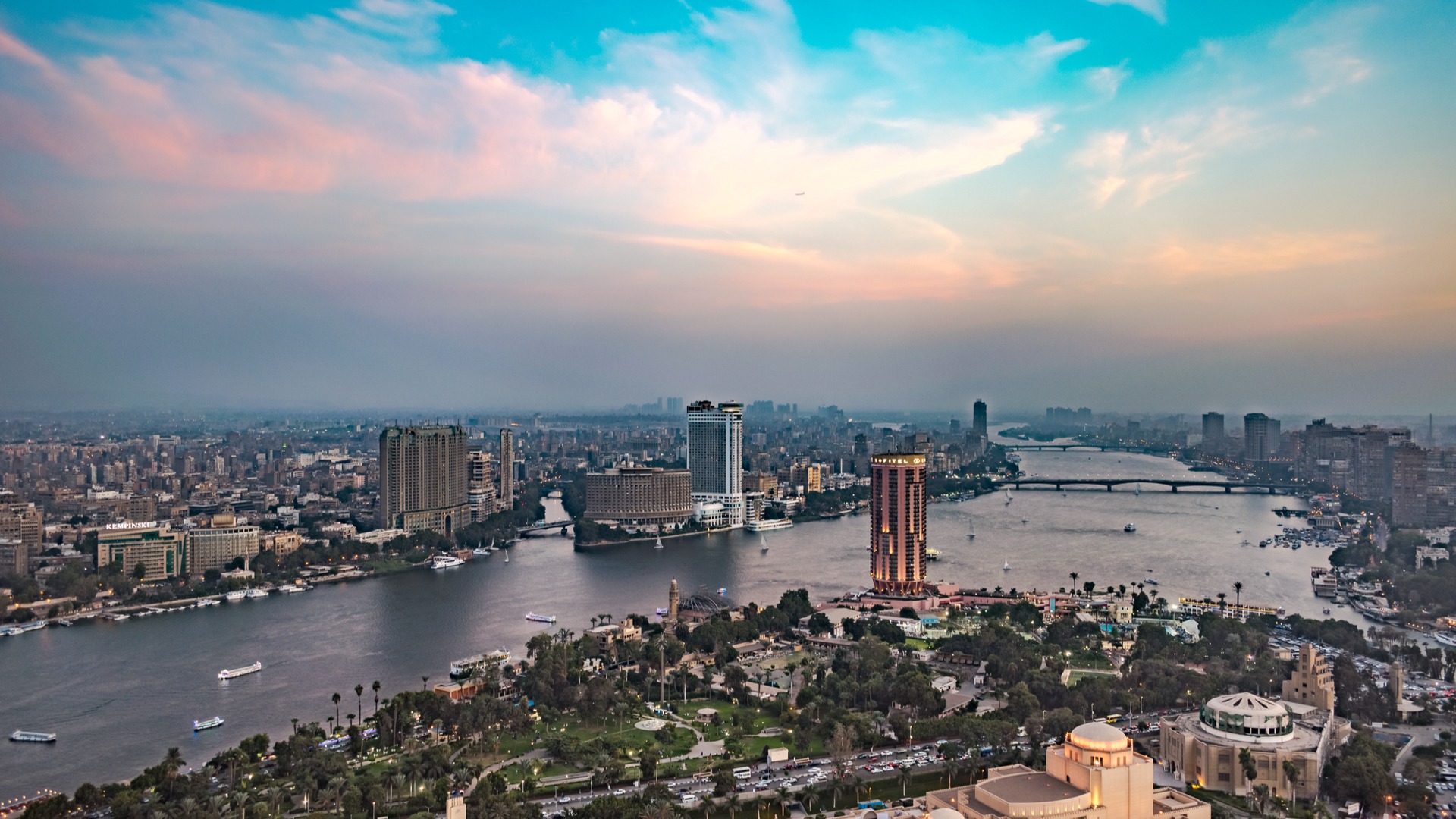 Le Caire