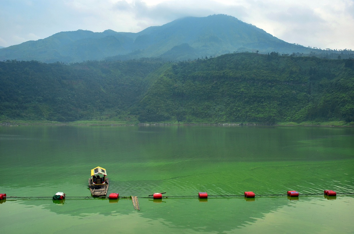 Le lac Menjer