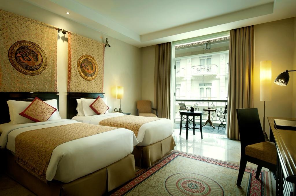 The Phoenix Hotel