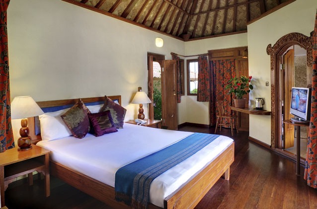 Strawberry Hill Hotel