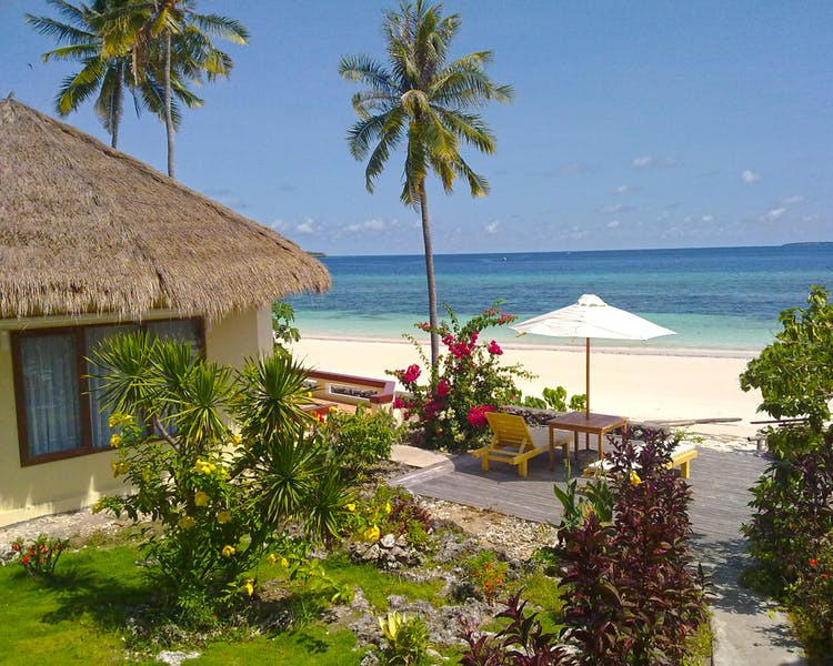 Bara Beach Bungalows