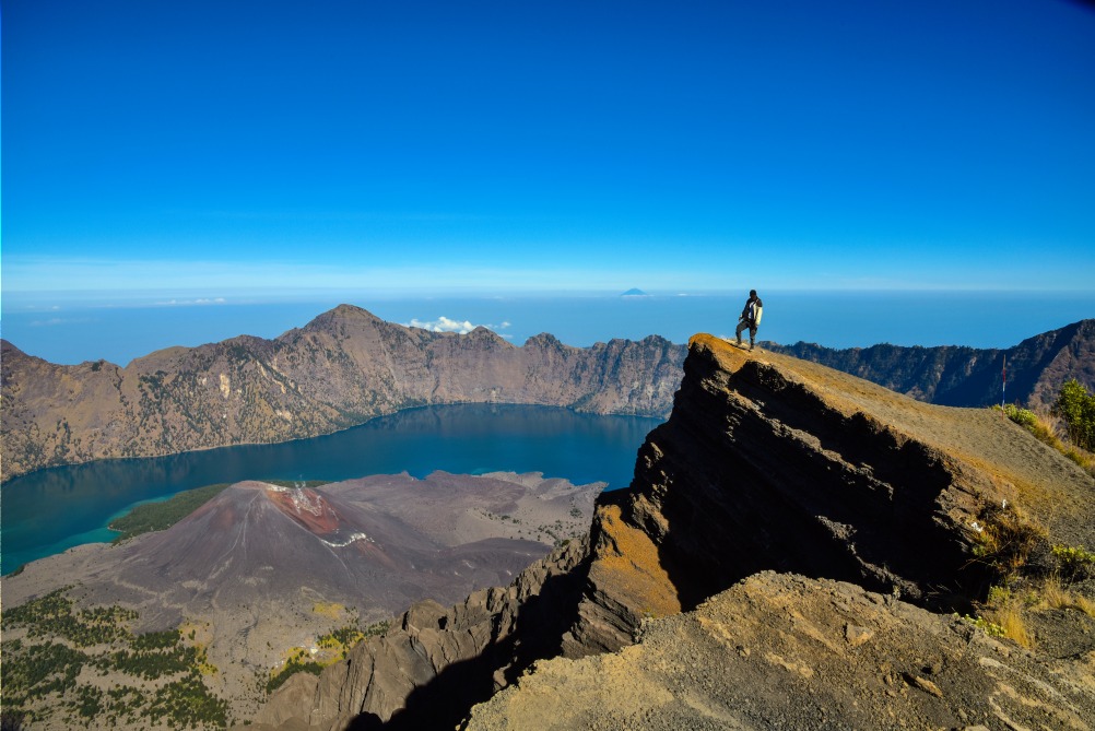 Ascension du Mont Rinjani avec Azimuth Adventure Travel .Ltd