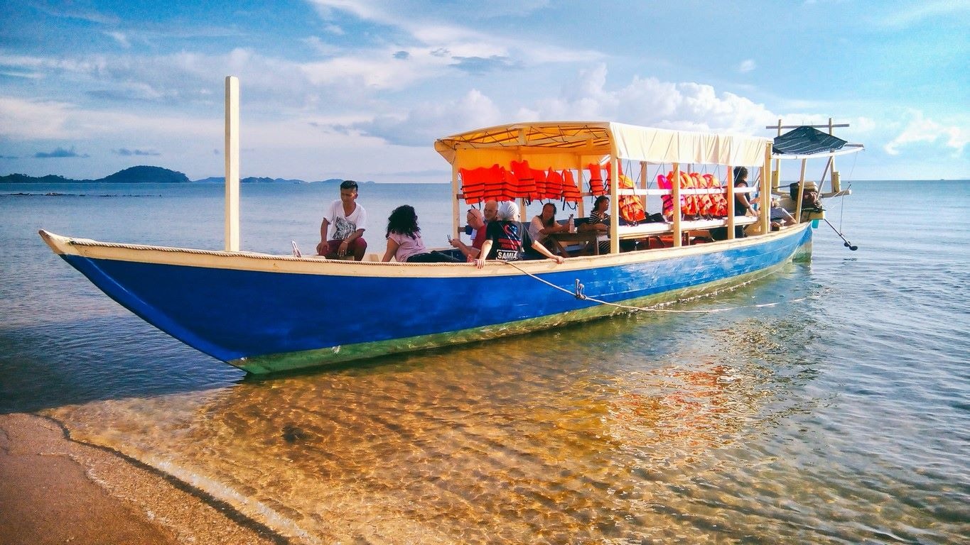Croisière autour de 3 îles au large de Kep