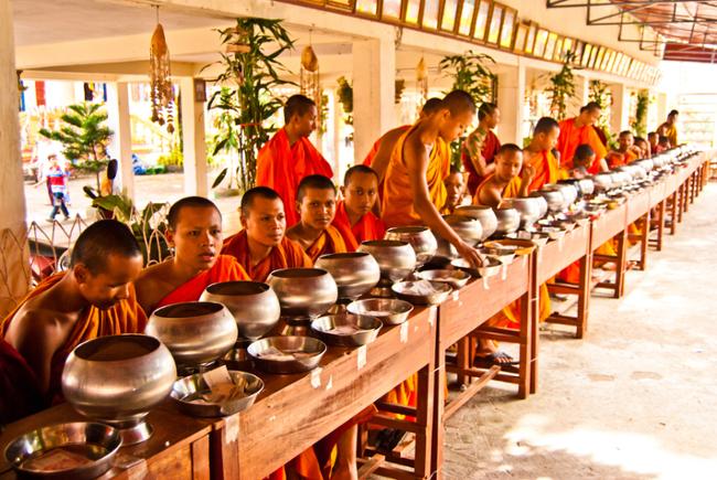 Anticiper les jours fériés avant un voyage au Cambodge