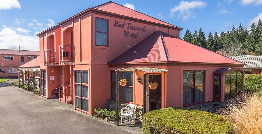 Red Tussock Motel