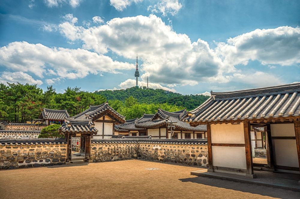 Le Hanok Namsangol Village