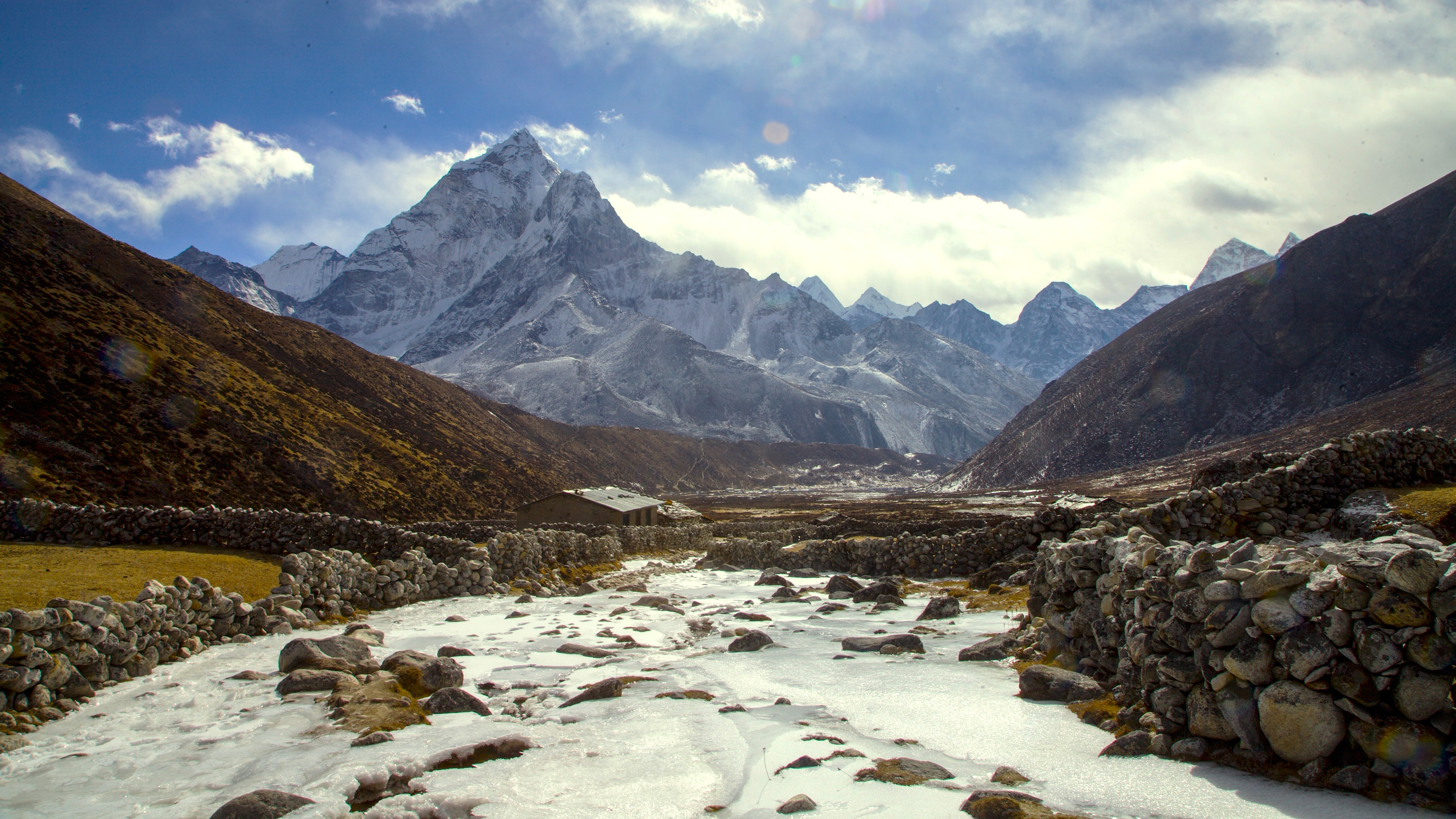 Paysage de la région Région du Khumbu et Everest en Népal