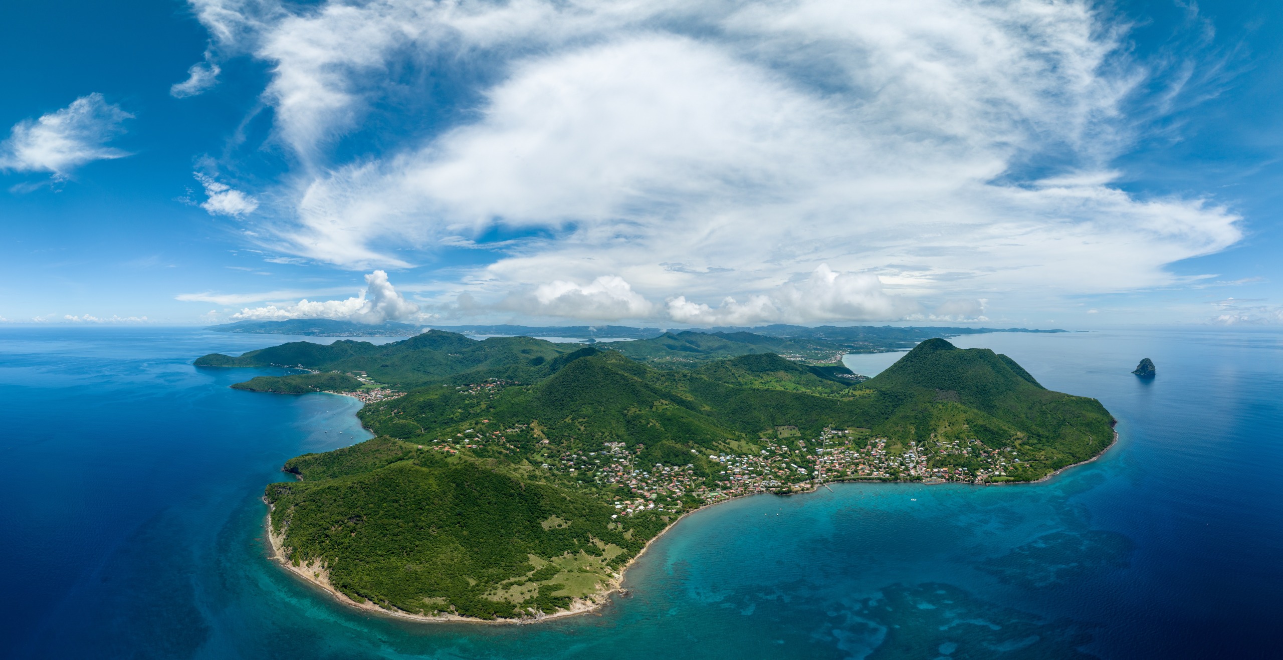 L'Odyssée plein nord, entre volcans, rhum et lagons secrets