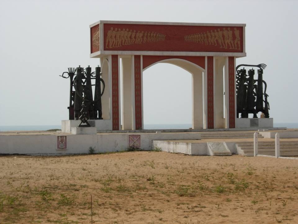LA PORTE DU NON RETOUR