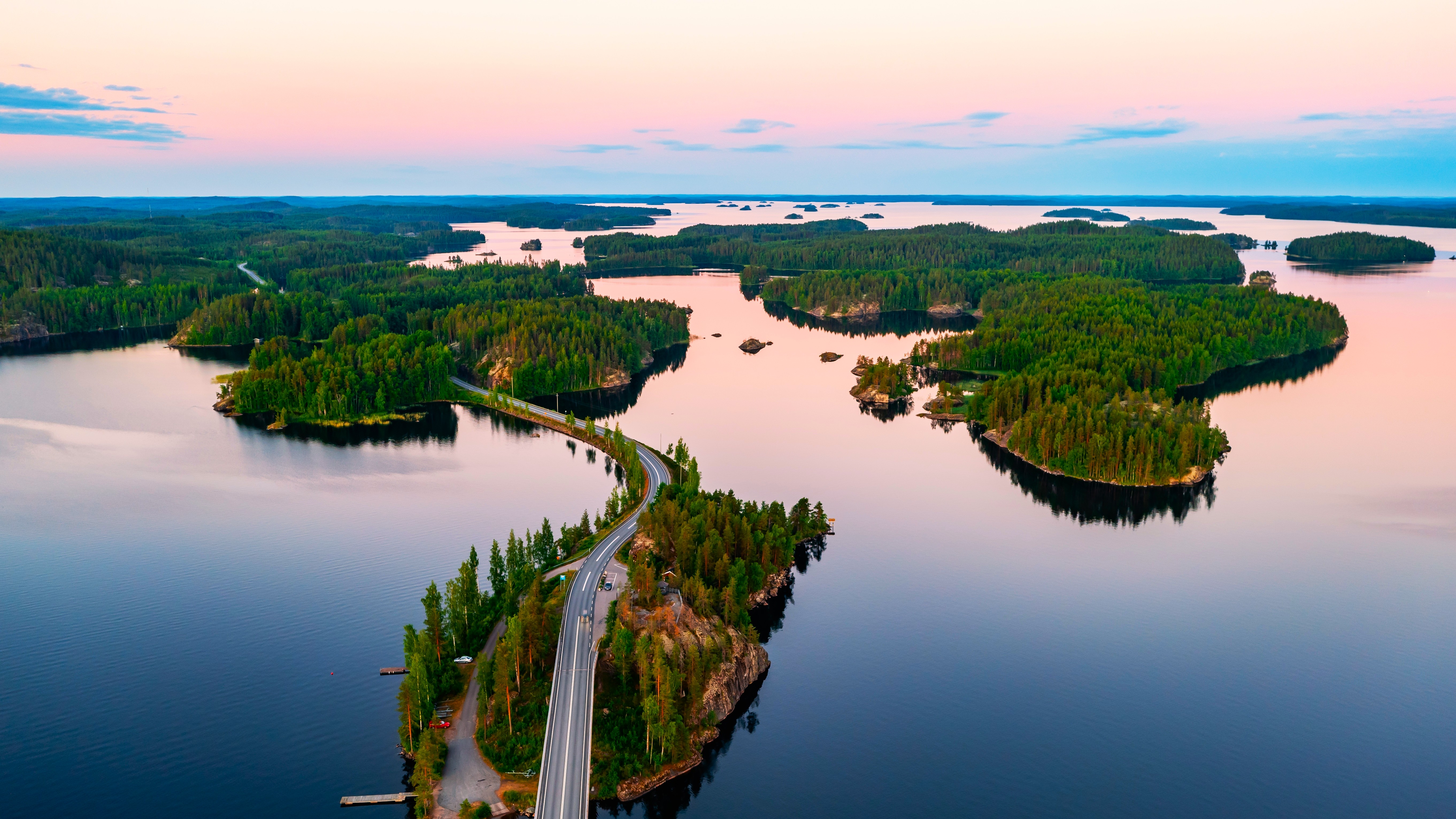 Paysage de la région Région des lacs en Finlande