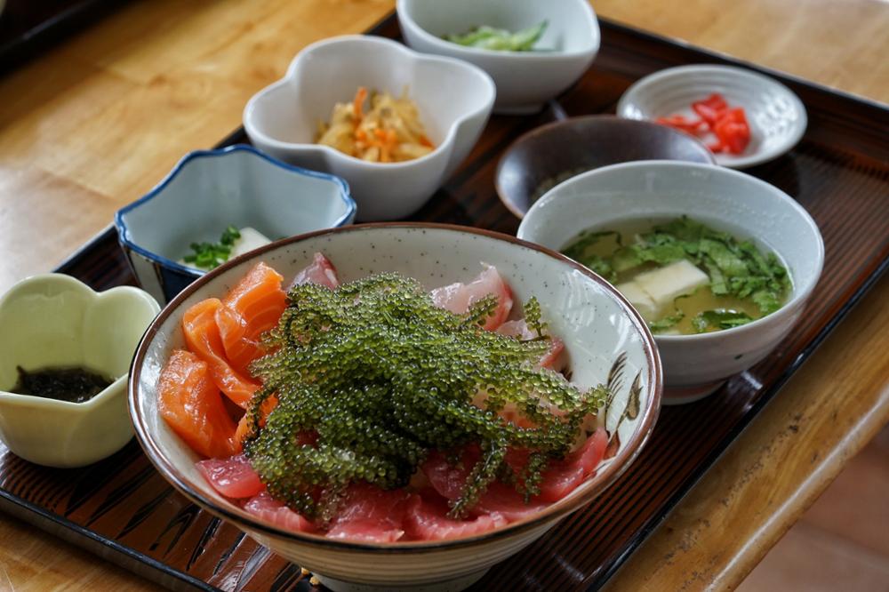 Les 12 plats insolites à goûter au Japon