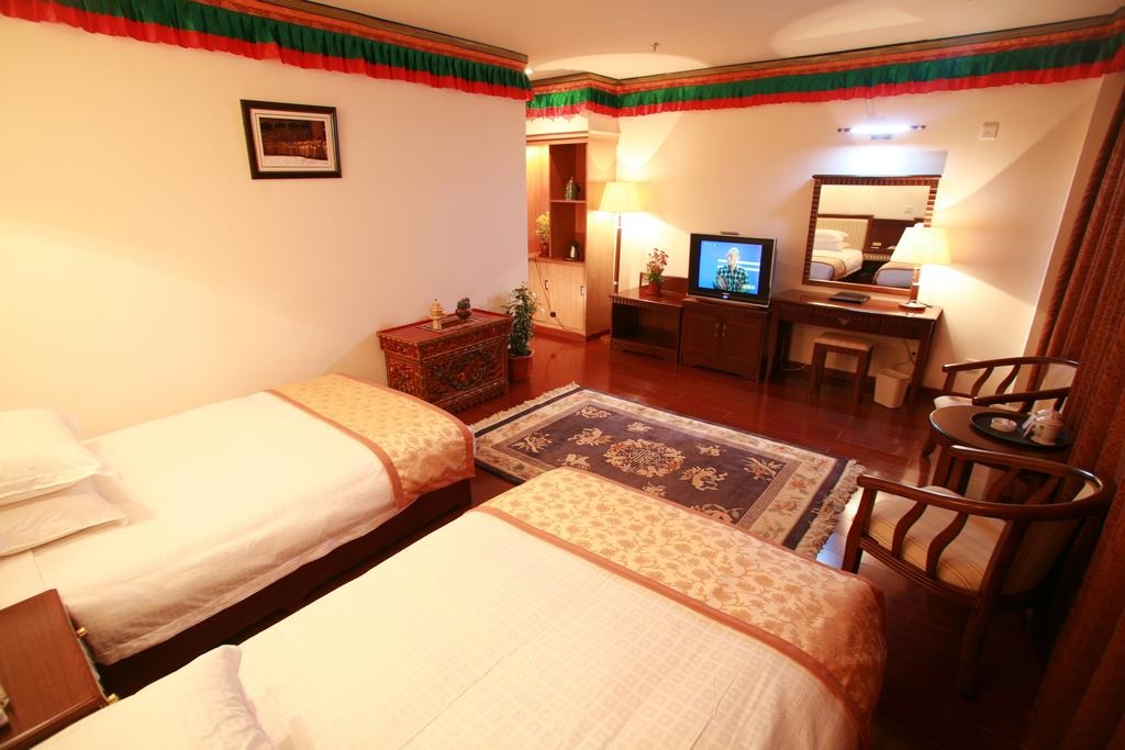 Dekhang Hotel