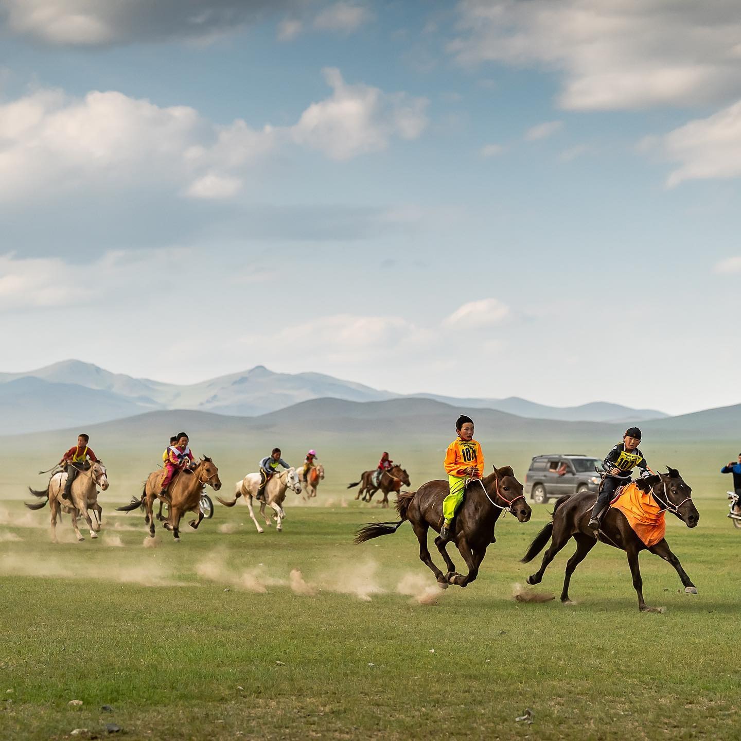 Two horse races to discover Mongolia in 2020