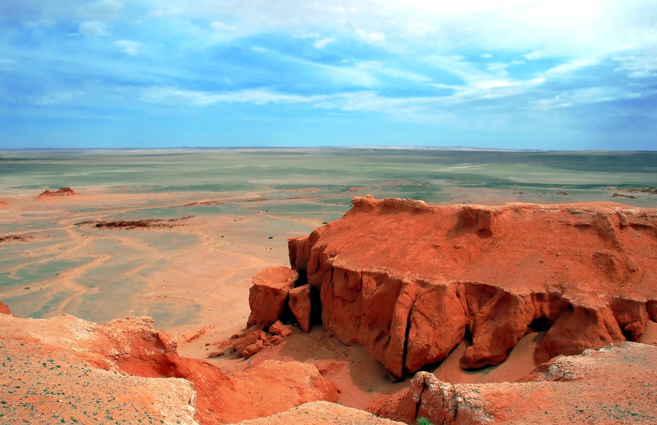 The Cliffs of Bayanzag