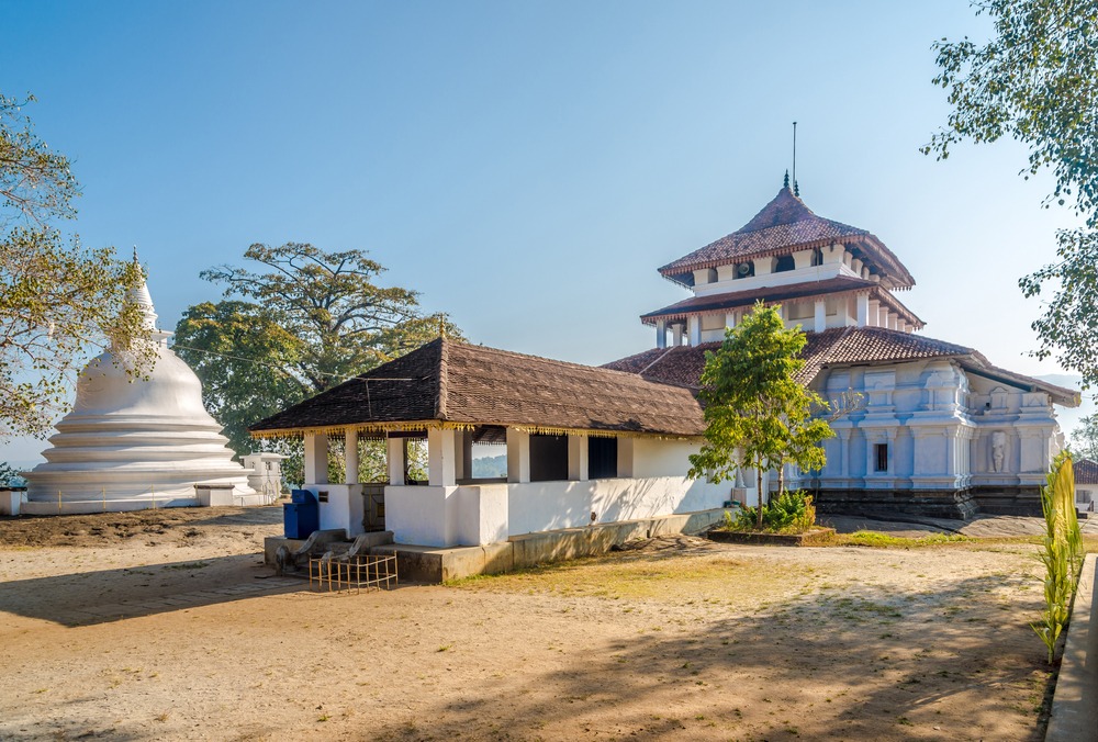 Lankatilaka Vihara
