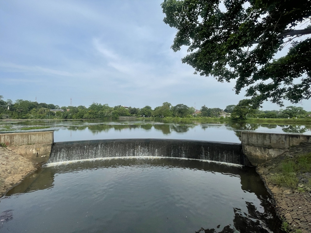 Thalangama Lake
