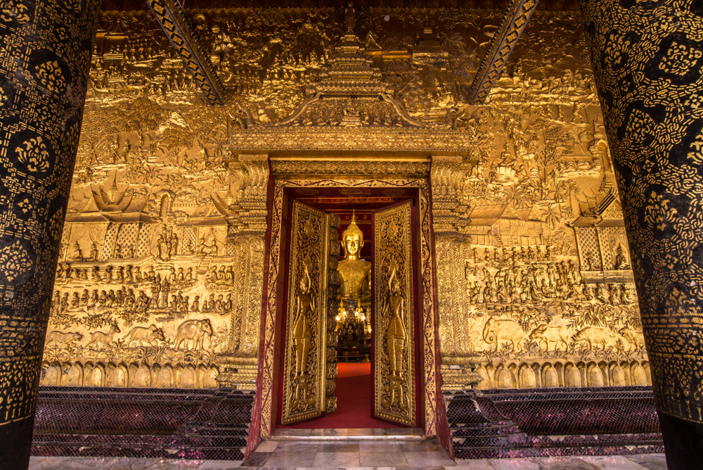 Wat Mai Suwannaphumaham