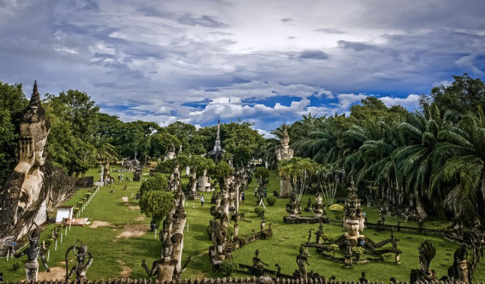 Xieng Khuan, le "parc des Bouddhas"