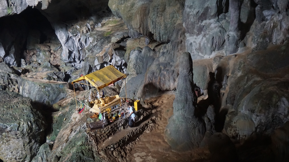 Grottes de Tham Phu Kham