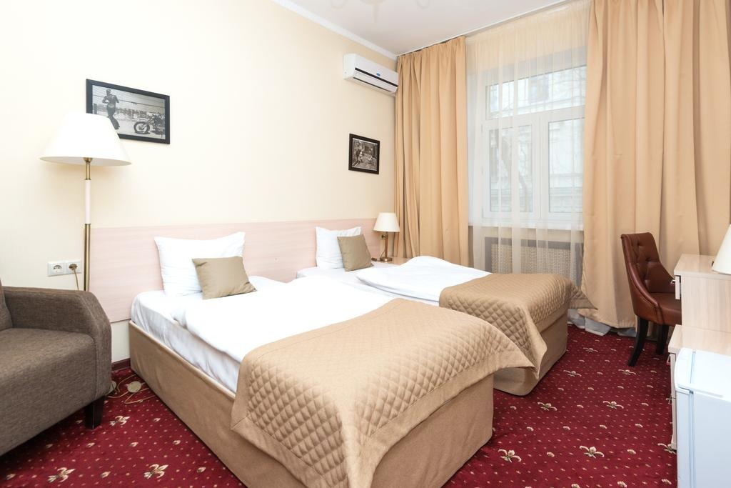 Leonart hotel
