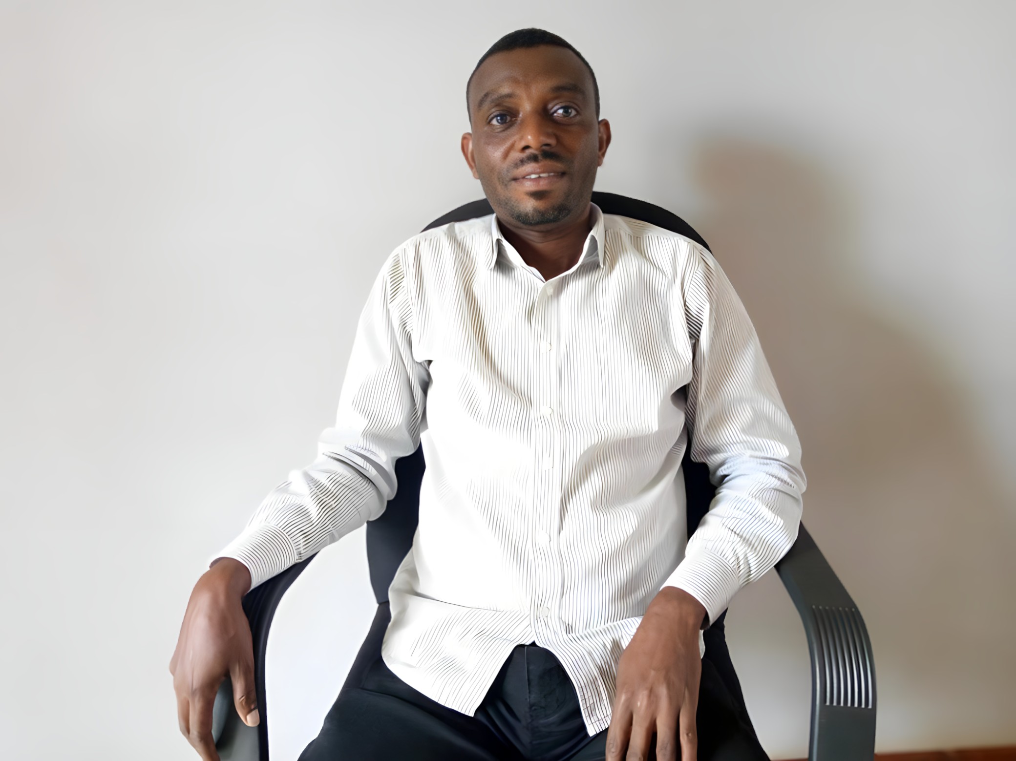 Charles, Ouganda